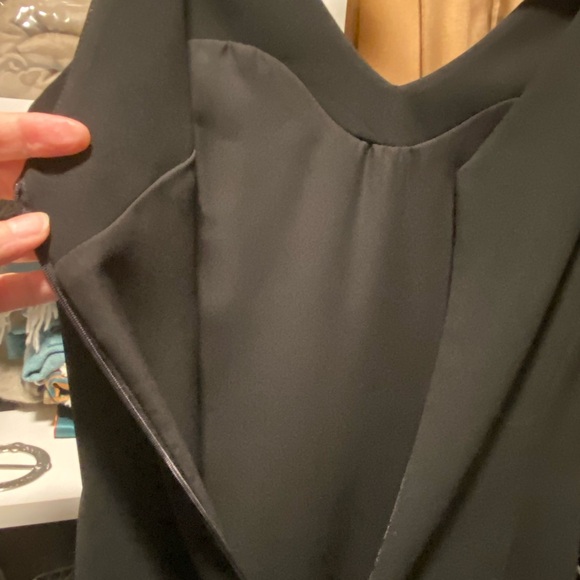 LBD - Jones New York Black V-Neck Dress - Picture 13 of 14